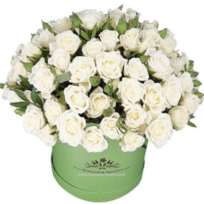 Цветы Белые кустовые розы в коробке "Николь"